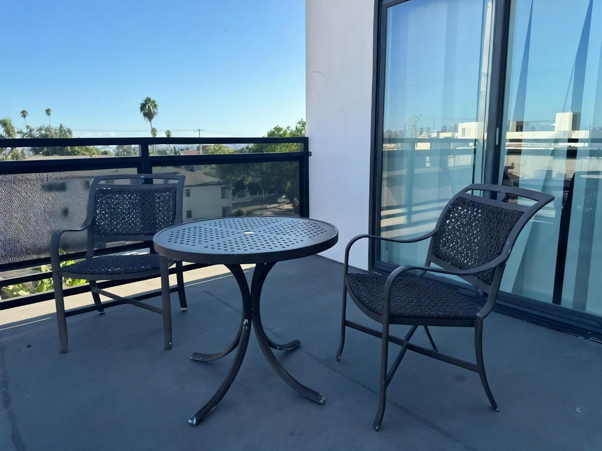 Hollywood Homes Free Parking Close To All Things La ロサンゼルス エクステリア 写真